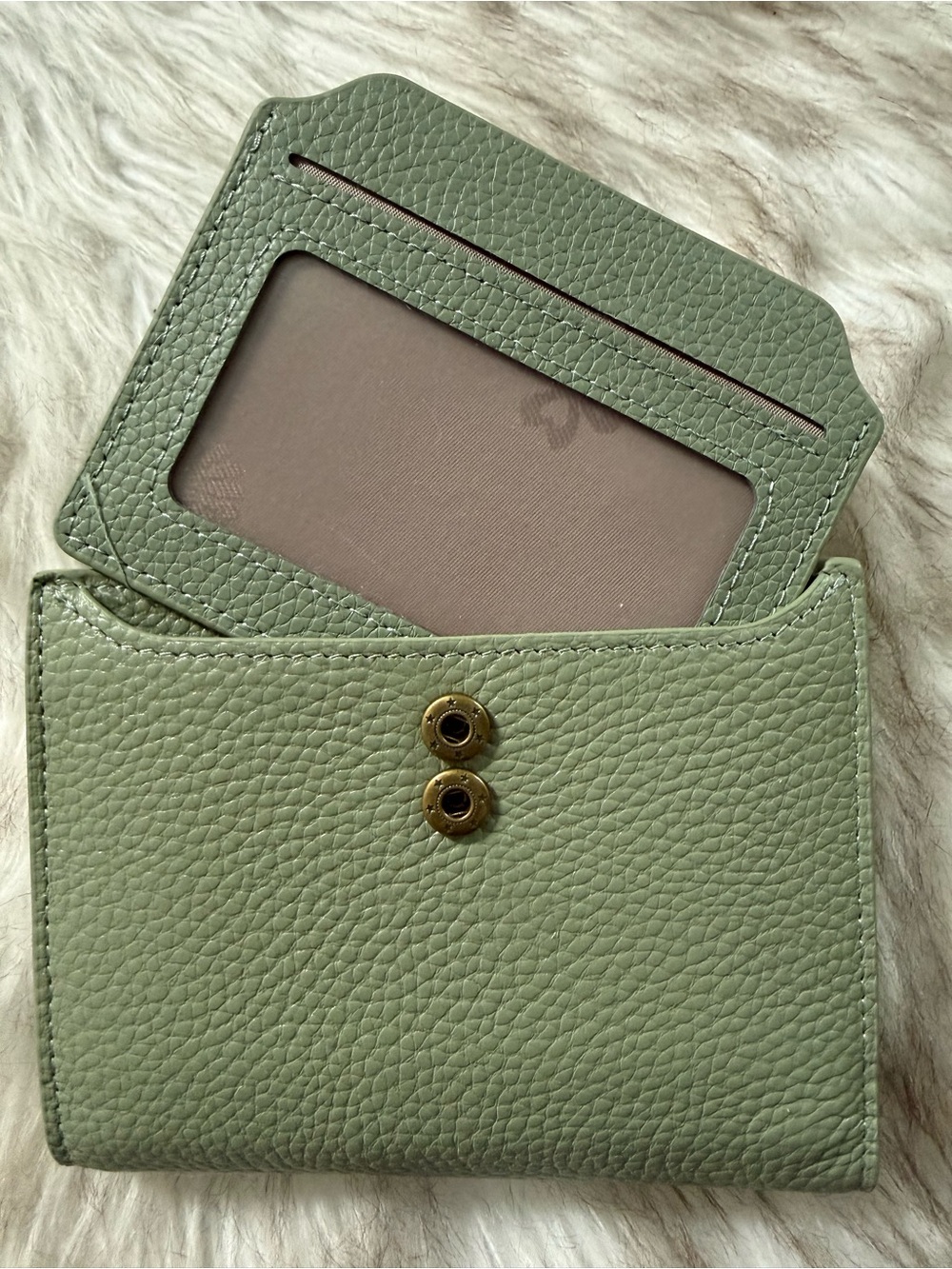 Green Pebbled Card Wallet